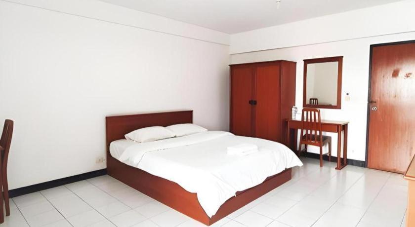 Hotel Next Bird 2*